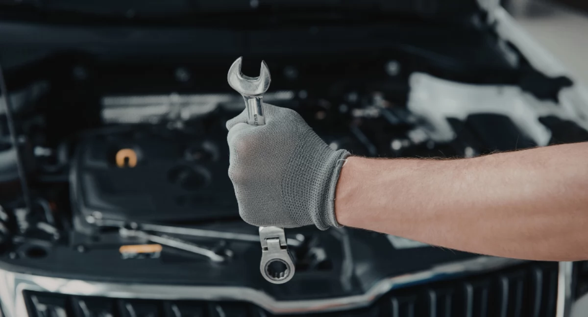 Różne, Zepsuty rozrusznik Sprawdź najczęstsze objawy przyczyny - zdjęcie, fotografia