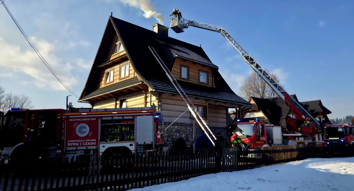 Pożary, Pożar sadzy drewnianym budynku Witowie - zdjęcie, fotografia