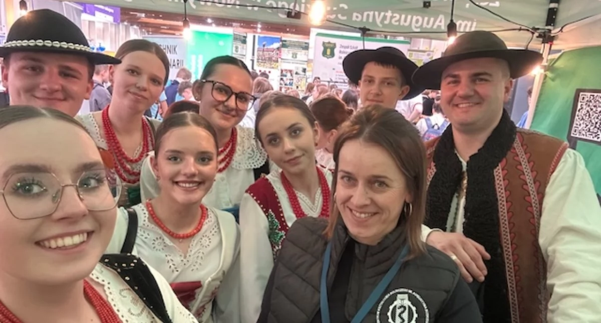 Edukacja, Oferta edukacyjna ZSCKR zaprezentowana podczas Festiwalu Zawodów Krakowie - zdjęcie, fotografia