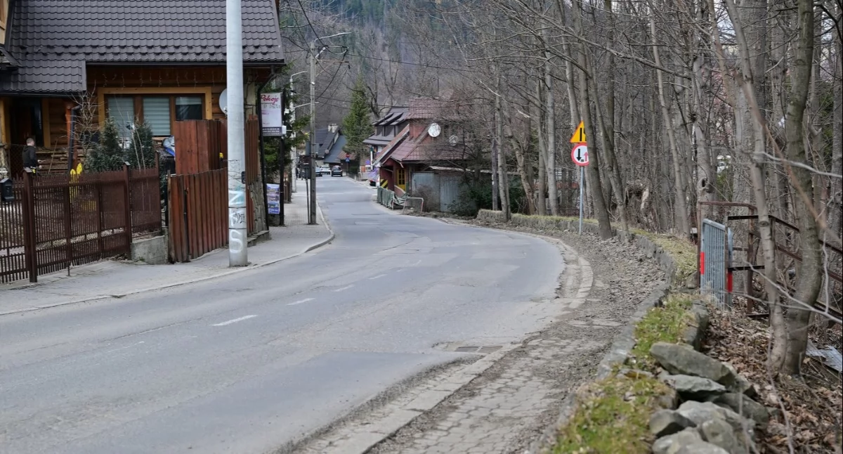 Drogi, Zakopane dofinansowaniem remont drogi Ulica Kasprusie przebudowy - zdjęcie, fotografia
