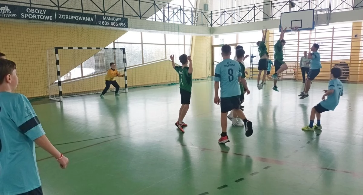 Sport szkolny, Niedzica najlepsza Maniowach Młodzi szczypiorniści powalczą dalej - zdjęcie, fotografia