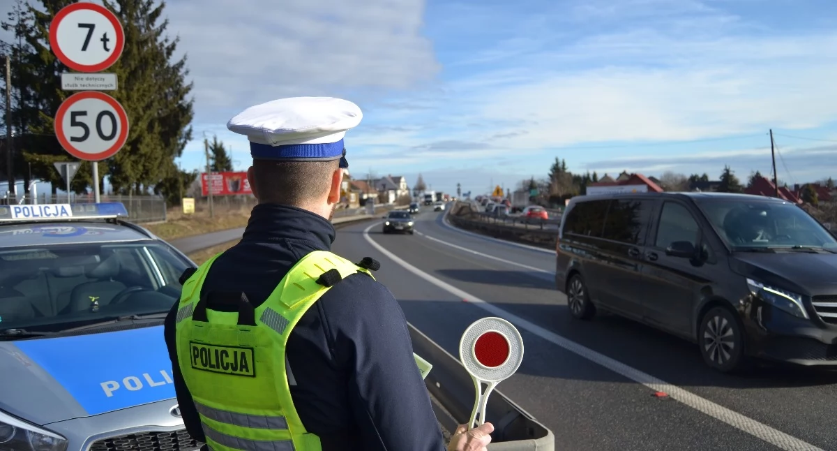 Informacje 112, Świąteczny drogach spokojniejszy Mniej wypadków drogach Małopolsce - zdjęcie, fotografia