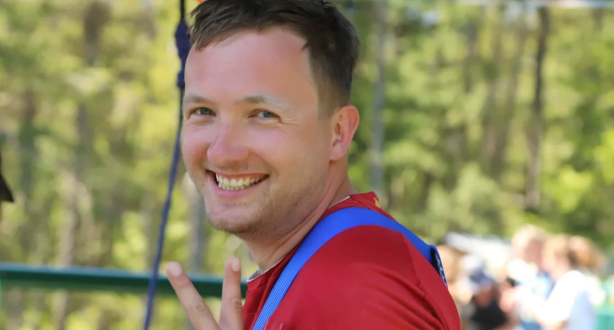 Pomoc charytatywna, letni walczy rzadkim nowotworem zbiórka leczenie granicą - zdjęcie, fotografia