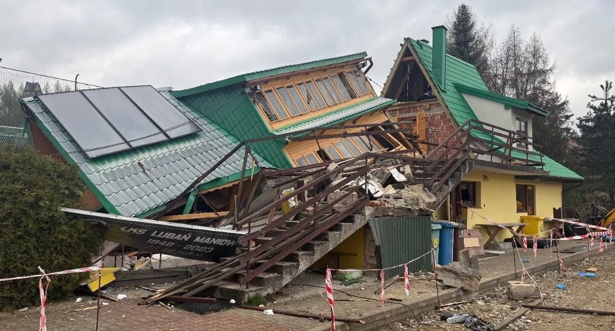 Pomoc charytatywna, Ruszyła zbiórka odbudowę budynku Lubania Maniowy wybuchu - zdjęcie, fotografia