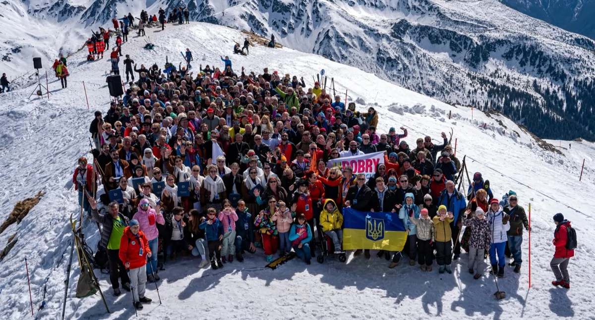 Spotkania, „Piękniejsi Tatry” Spotkanie ludzi Kasprowym Wierchu osiemnasty - zdjęcie, fotografia