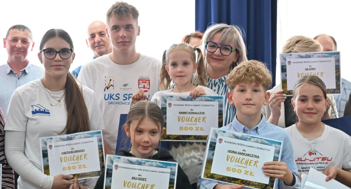 Samorząd, Sportowcy gminy Czorsztyn wyróżnieni - zdjęcie, fotografia