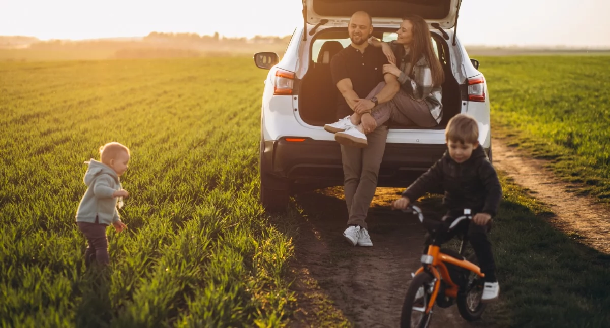 Różne, Długi weekend rodziną przygotować podróży autem żeby uniknąć stresu awarii - zdjęcie, fotografia