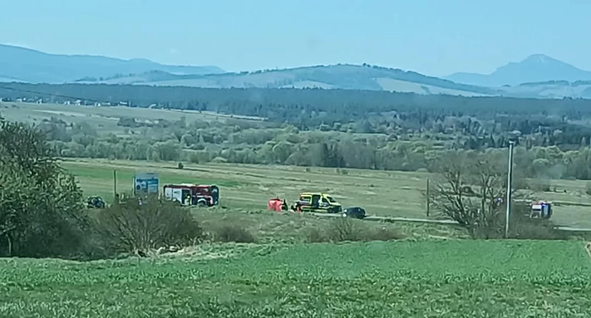 Wypadki, Tragiczny wypadek Jabłonce żyje letni motocyklista - zdjęcie, fotografia