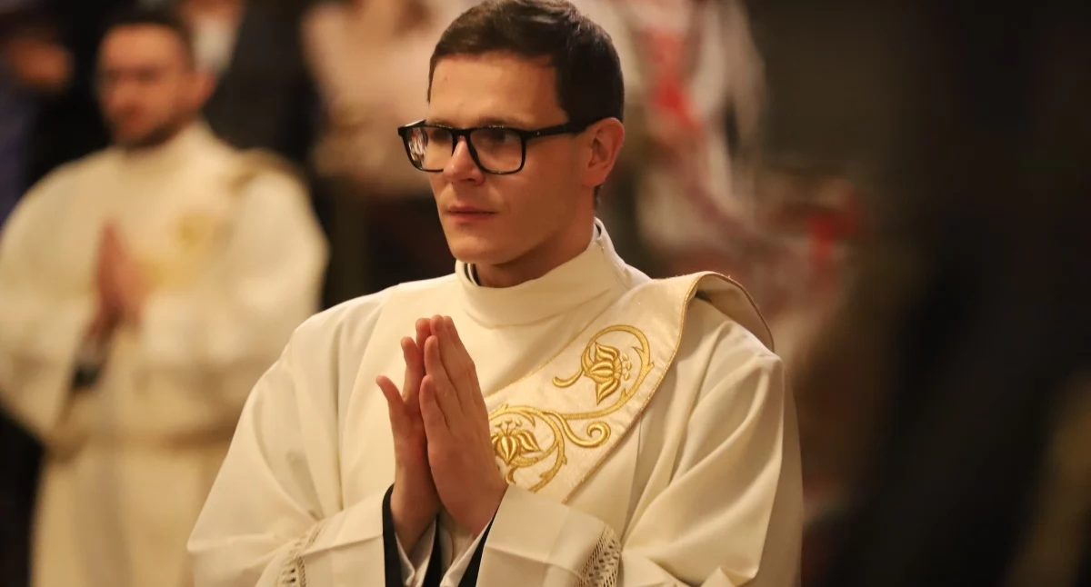 Religia, Szczepan Kaleciak Maniów przyjął święcenia kapłańskie Wawelu wyjątkowa droga nowego kapłana - zdjęcie, fotografia