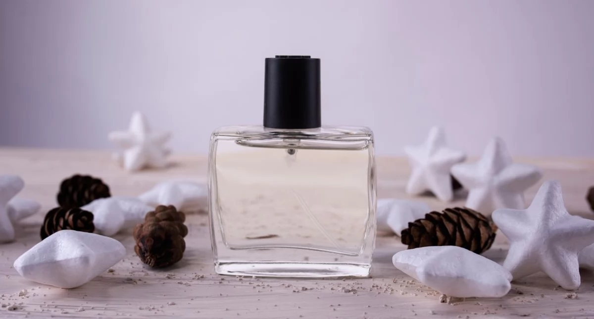 Różne, Niszowe perfumy prezent luksus który mówi więcej - zdjęcie, fotografia