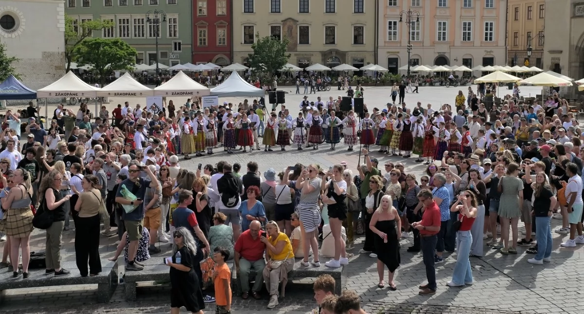 Folklor, Zakopane zaprasza Kraków Tatrami - zdjęcie, fotografia