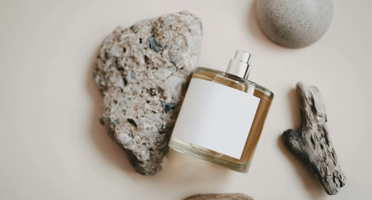 Różne, Zamienniki świeżych perfum Paryskie Perfumy idealny wybór dzień cieplejsze - zdjęcie, fotografia