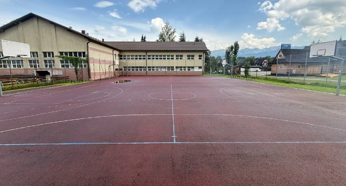 Inwestycje, boisko powstanie szkole Harendzie Zakopane dofinansowaniem - zdjęcie, fotografia