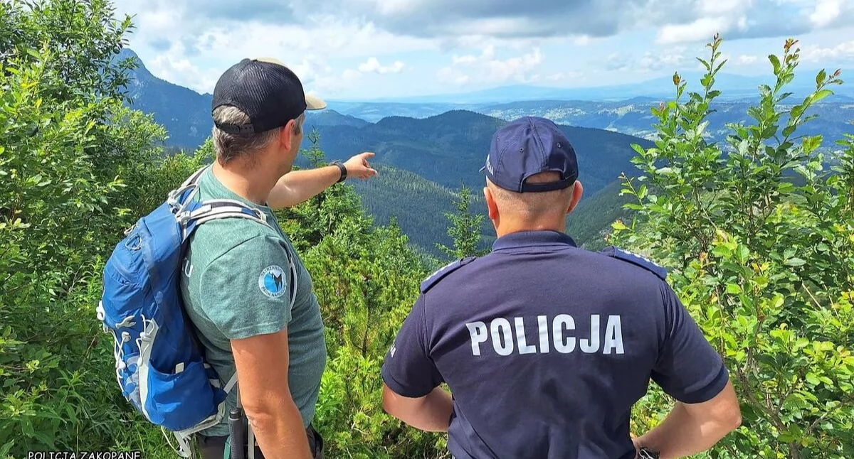 Informacje 112, Wspólne patrole Tatrach Policja straż kontrolują szlaki przypominają turystom zasadach - zdjęcie, fotografia