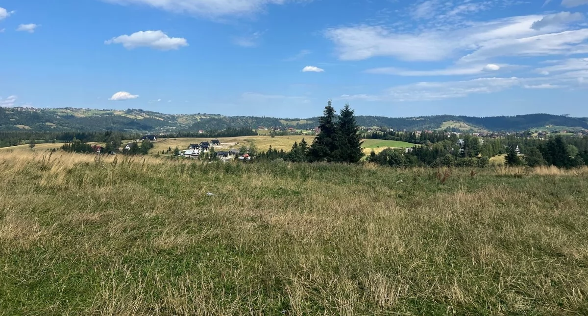 Sprawy lokalne, zbiórka podpisów przeciwko senackiemu projektowi wykorzystywania prywatnych gruntów sportowo rekreacyjne zgody właścicieli - zdjęcie, fotografia