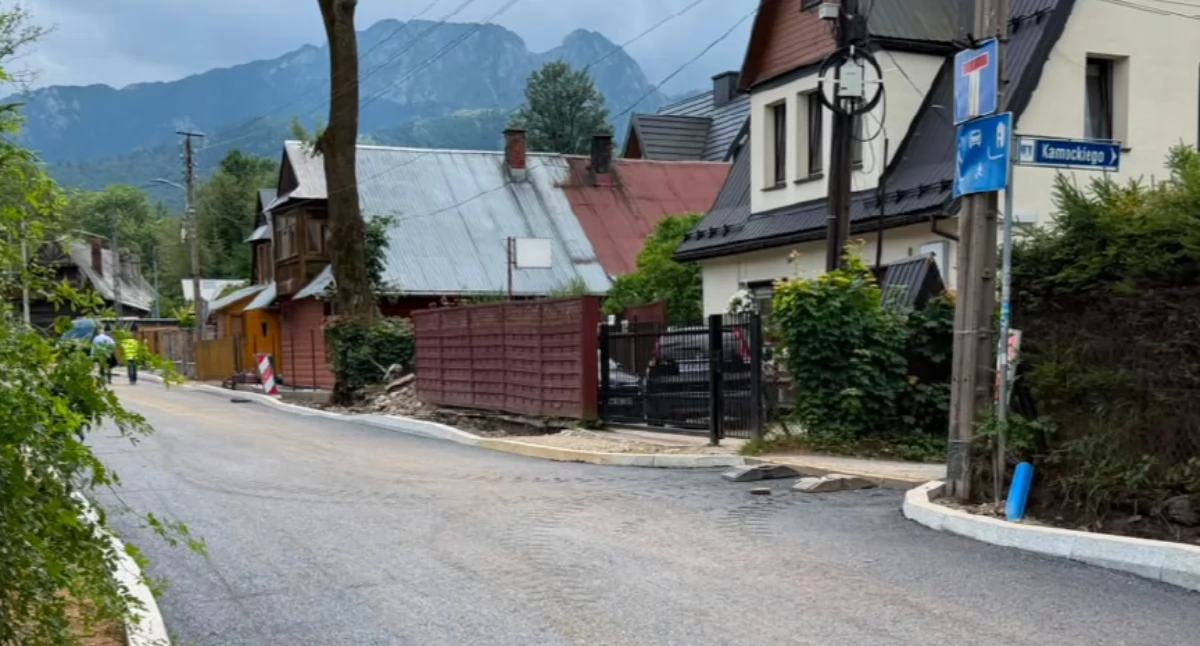 Drogi, Zmiana organizacji ruchu Kasprusiach - zdjęcie, fotografia