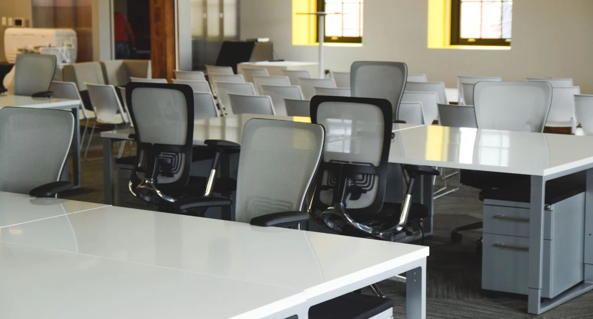 Różne, Używany fotel Herman Miller Aeron zwrócić uwagę przed zakupem - zdjęcie, fotografia