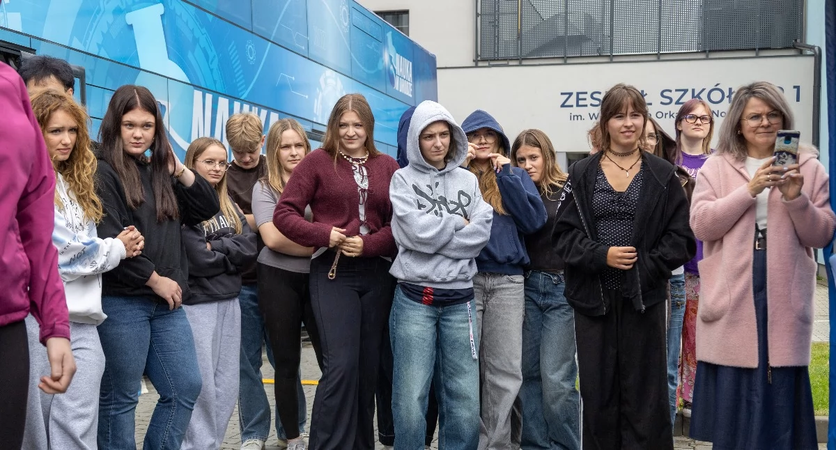 Edukacja, Naukobus „Nauka Drodze” pierwszy Podhalu - zdjęcie, fotografia