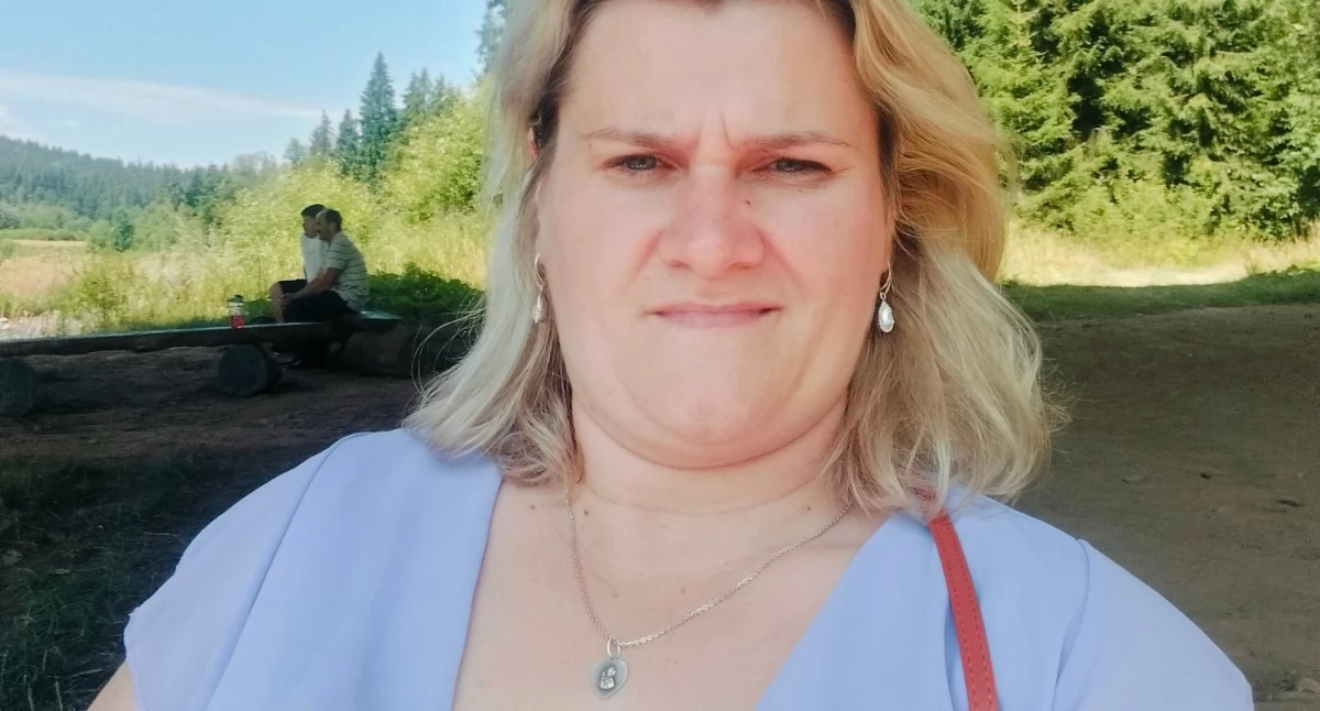 Pomoc charytatywna, Jadwiga Kalata Dębna potrzebuje pomocy walczy powrót sprawności - zdjęcie, fotografia
