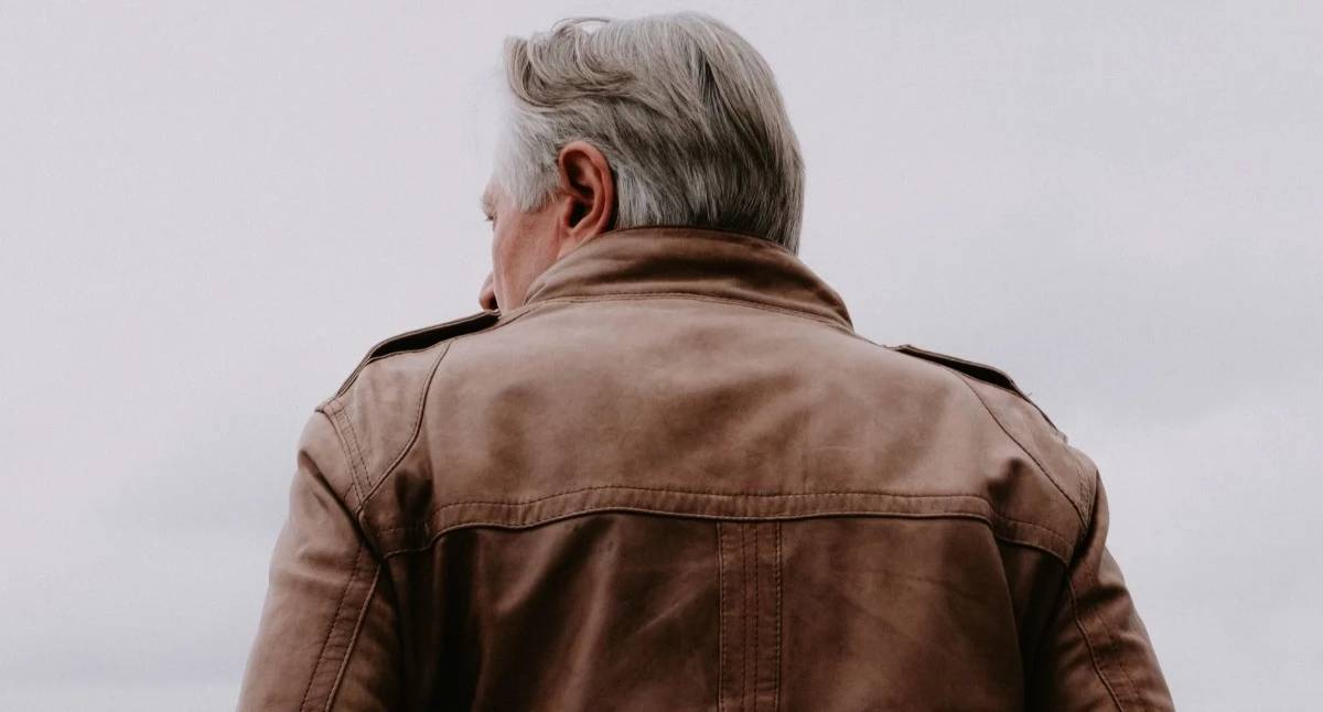 Różne, wyróżniają męskie kurtki skórzane David - zdjęcie, fotografia