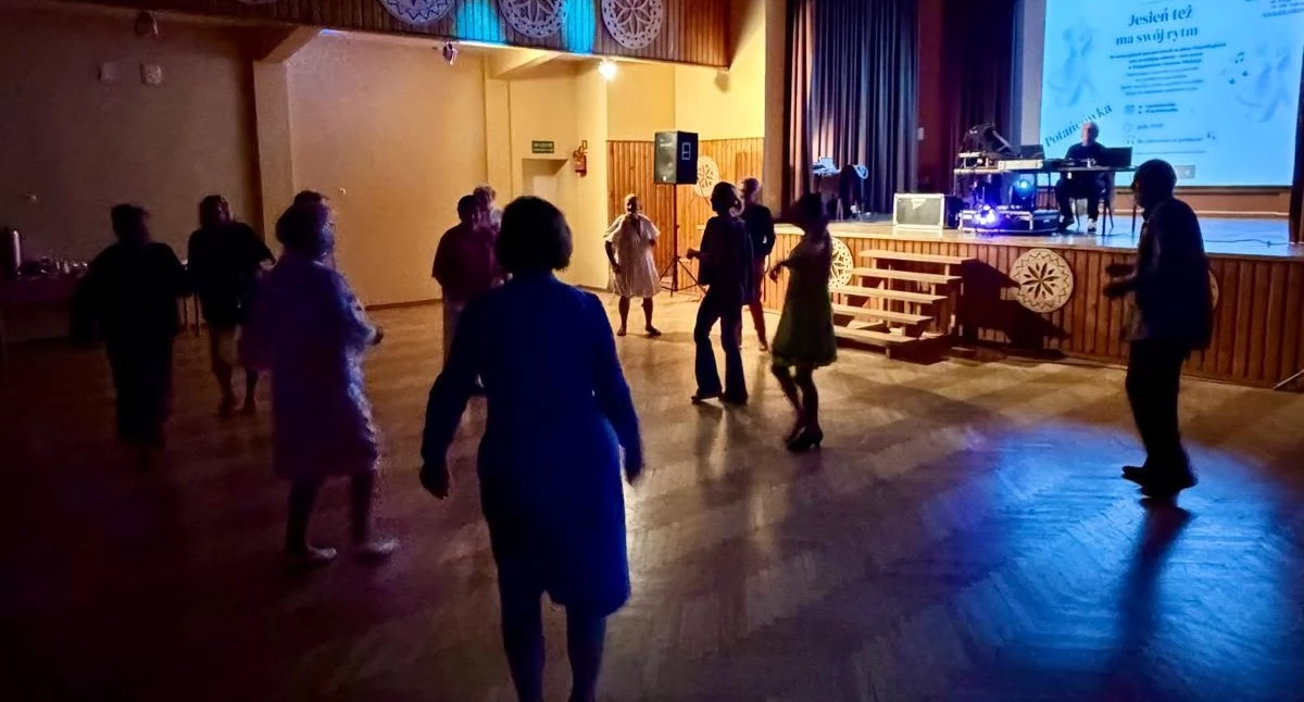 Spotkania, Jesienne potańcówki Zakopanem Seniorzy znów spotkają parkiecie - zdjęcie, fotografia