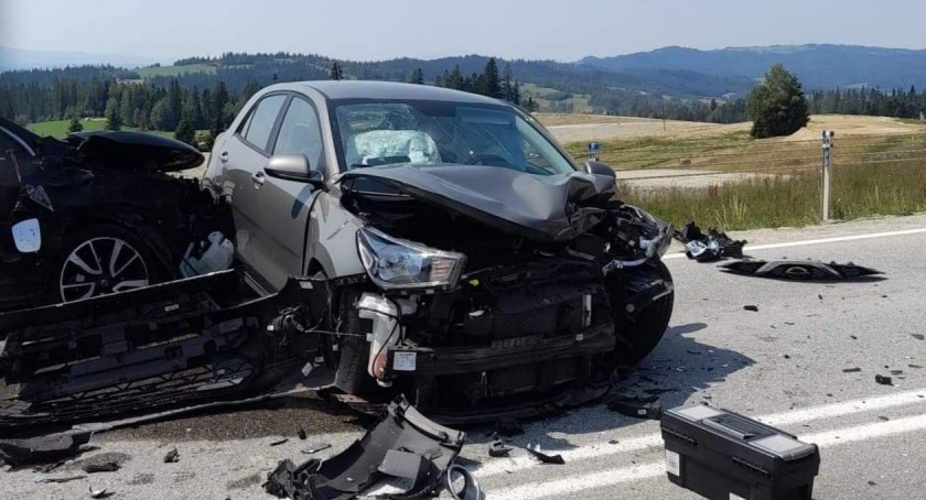 Zderzenie na zakopiance / fot. OSP Rdzawka