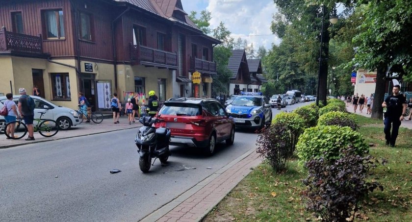 Zderzenie skutera z samochodem osobowym / fot. OSP Szczawnica