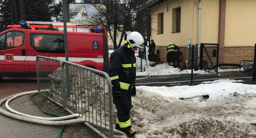 Zalana piwnica na posesji w Gronkowie / Fot. OSP Gronków