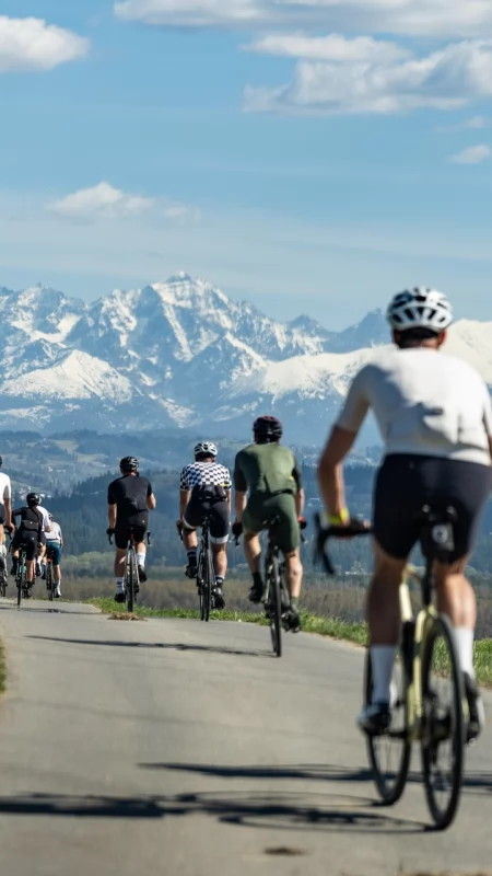 Maja Włoszczowska, Zdeněk Štybar i Marek Hamšík na starcie L’Étape Poland by Tour de France 2026 w Zakopanem