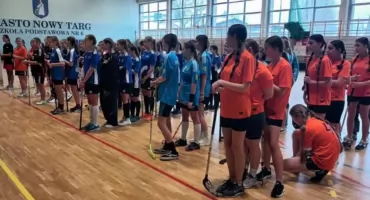 Rozegrano Małopolskie Igrzyska Młodzieży w unihokeju dziewcząt