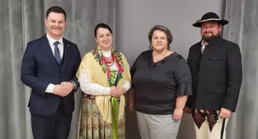 Ławeczka Władysława Orkana stanie na dunajeckim Rynku - „Śladami twórców literackich Podhala i Orawy”