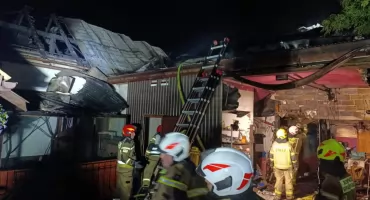 Rodzina z Czarnej Góry straciła dom w pożarze - trwa zbiórka na odbudowę
