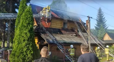 Pożar drewnianego budynku w Białym Dunajcu