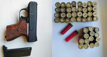 Kradzież fotopułapek w Rabce-Zdroju - policjanci ujawnili także nielegalną broń