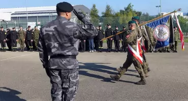 Nowy Targ: uroczyste rozpoczęcie roku w szkole mundurowej z udziałem gości
