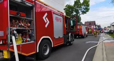 Strażacy pracowali niemal 15 godzin podczas wczorajszego pożaru