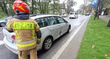 Kolizja na Alejach 3 Maja w Zakopanem - jedna osoba poszkodowana