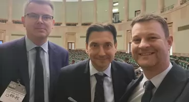 Czy wrócą dwie lekcje religii? Sejm skierował projekt obywatelski do komisji - w prace komitetu zaangażowany Marcin Ratułowski