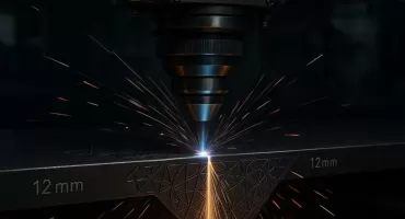 Dlaczego cięcie laserowe jest niezbędne w precyzyjnej obróbce metali