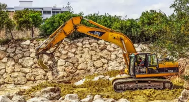 Regeneracja pomp hydraulicznych - kiedy warto, a kiedy lepiej wymienić na nową?