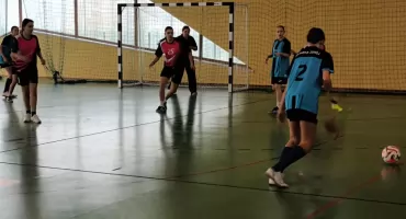 Powiatowe Igrzyska Młodzieży Szkolnej w halowej Piłce nożnej dziewcząt