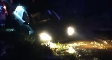 GPS poprowadził kierowców w błoto – interweniowali strażacy z OSP Podczerwone