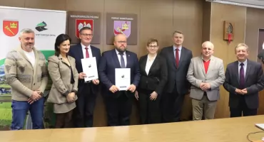 Podpisano umowę na rozbudowę drogi powiatowej w Lasku