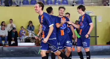 Szarotka wygrywa wojnę nerwów ze Smokami - ważny krok w stronę play-offów