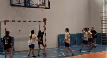 Turniej koszykówki klas 4–6. Najlepsi awansowali do etapu powiatowego
