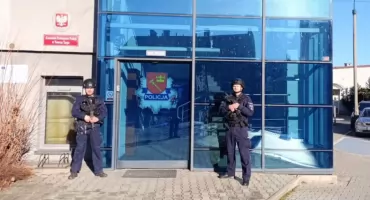 Alarm ćwiczebny w Komendzie Powiatowej Policji w Nowym Targu