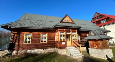 W Koniówce zakończył się remont świetlicy wiejskiej w zabytkowym budynku szkoły