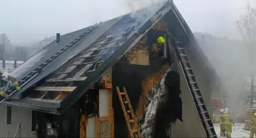 Pożar nowo budowanego domu w Ochotnicy Dolnej