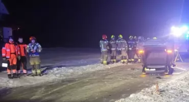 Dachowanie samochodu w Białym Dunajcu.
