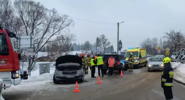 Dwa samochody zderzyły się w Szaflarach. Policja wyjaśnia okoliczności zdarzenia